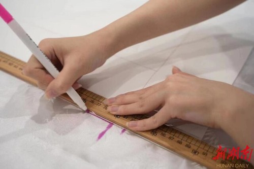 青青子衿,悠悠我心——金沙集团1862cc国学研究院汉服传承创业综述